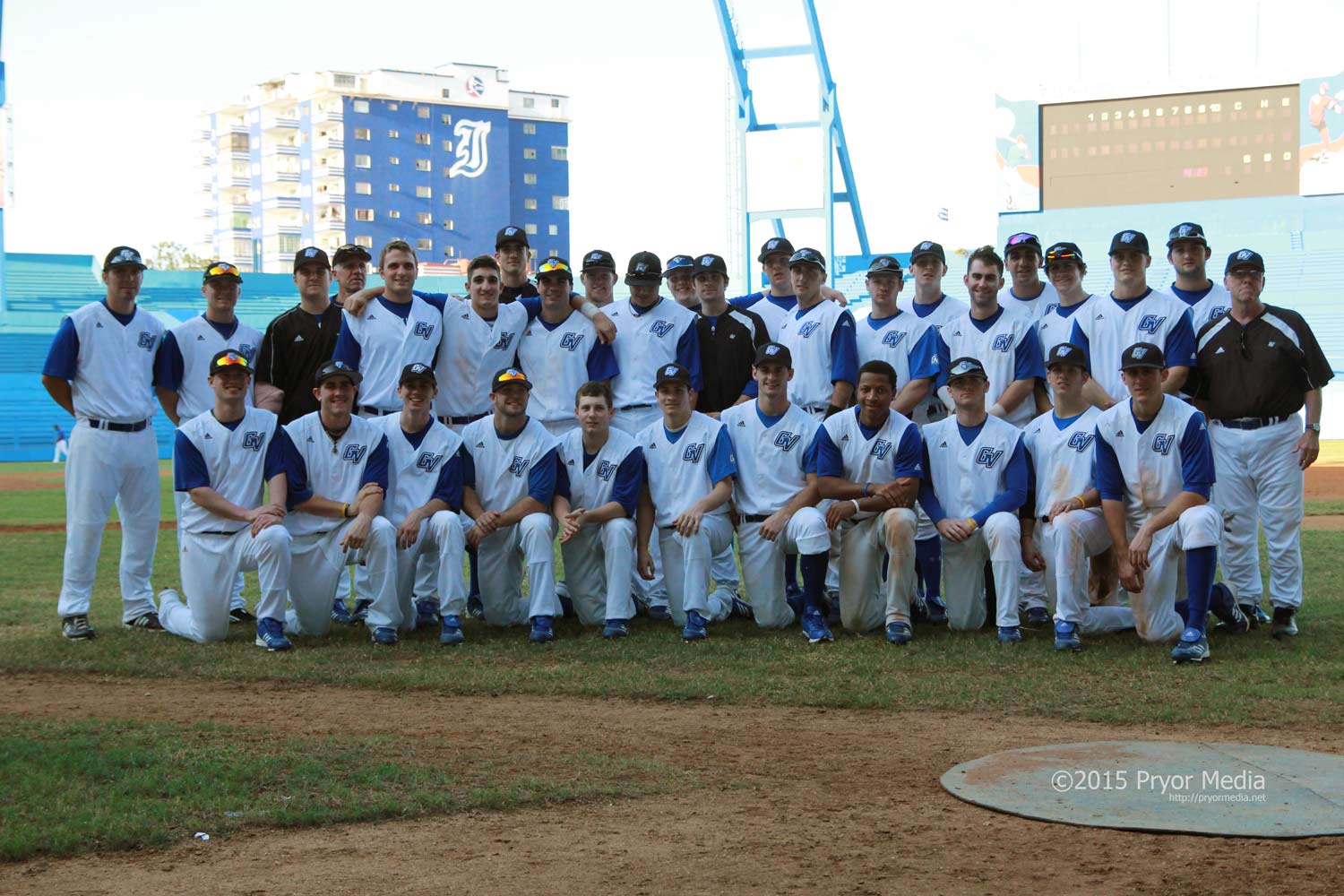 The GVSU baseball team in Havana